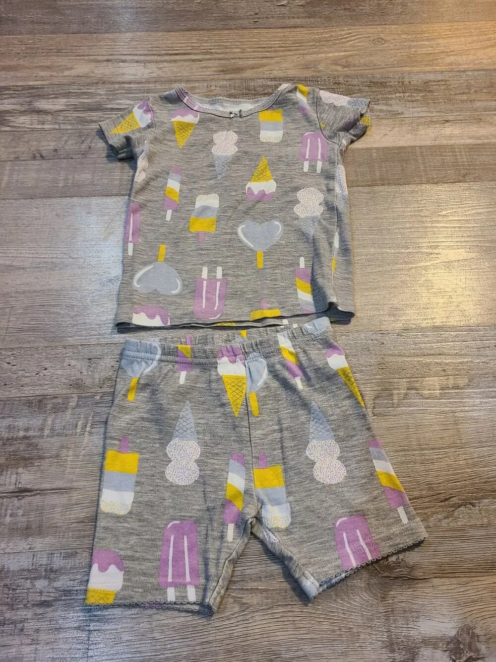 Carter's 2t girls ice cream print pajama set